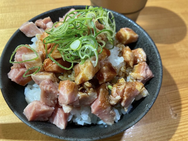 麺屋じすりに