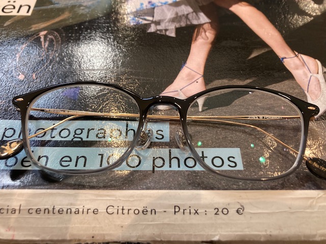 眼鏡買いました