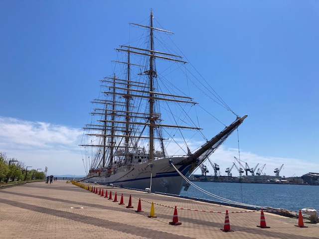 ポートアイランドへ