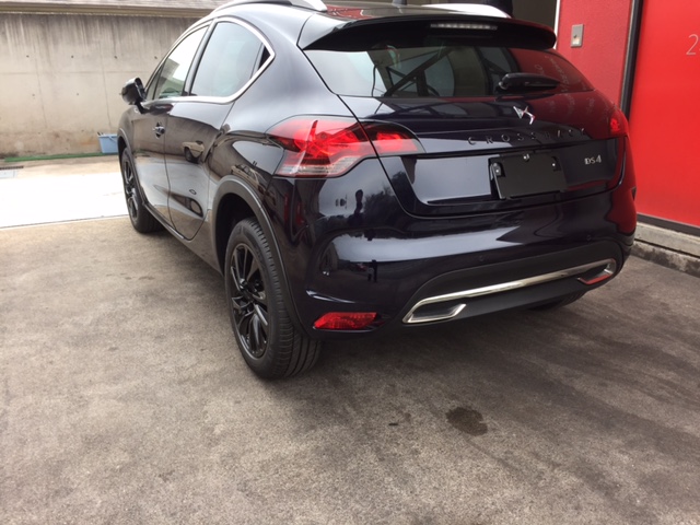 カッコいいDS4が・・・