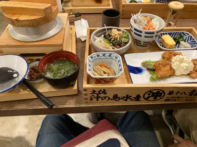 カツオが美味い