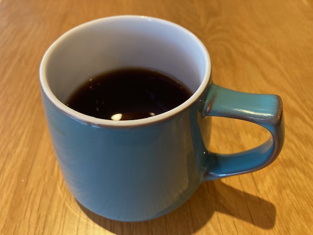 カフェへ